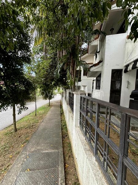 5 Bed Bungalow (Landed) for Sale in  Edelweiss Park Condominium - Image 2